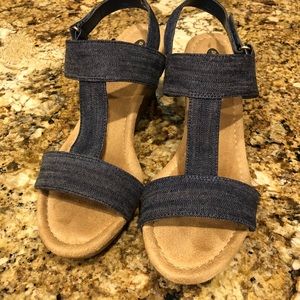 Super comfortable “Byron” denim wedge sandals